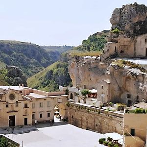 Cave Rooms Sassi